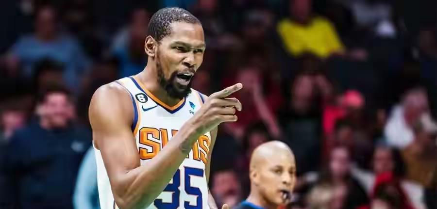 乔治和爱德, 的野猫队, 校对