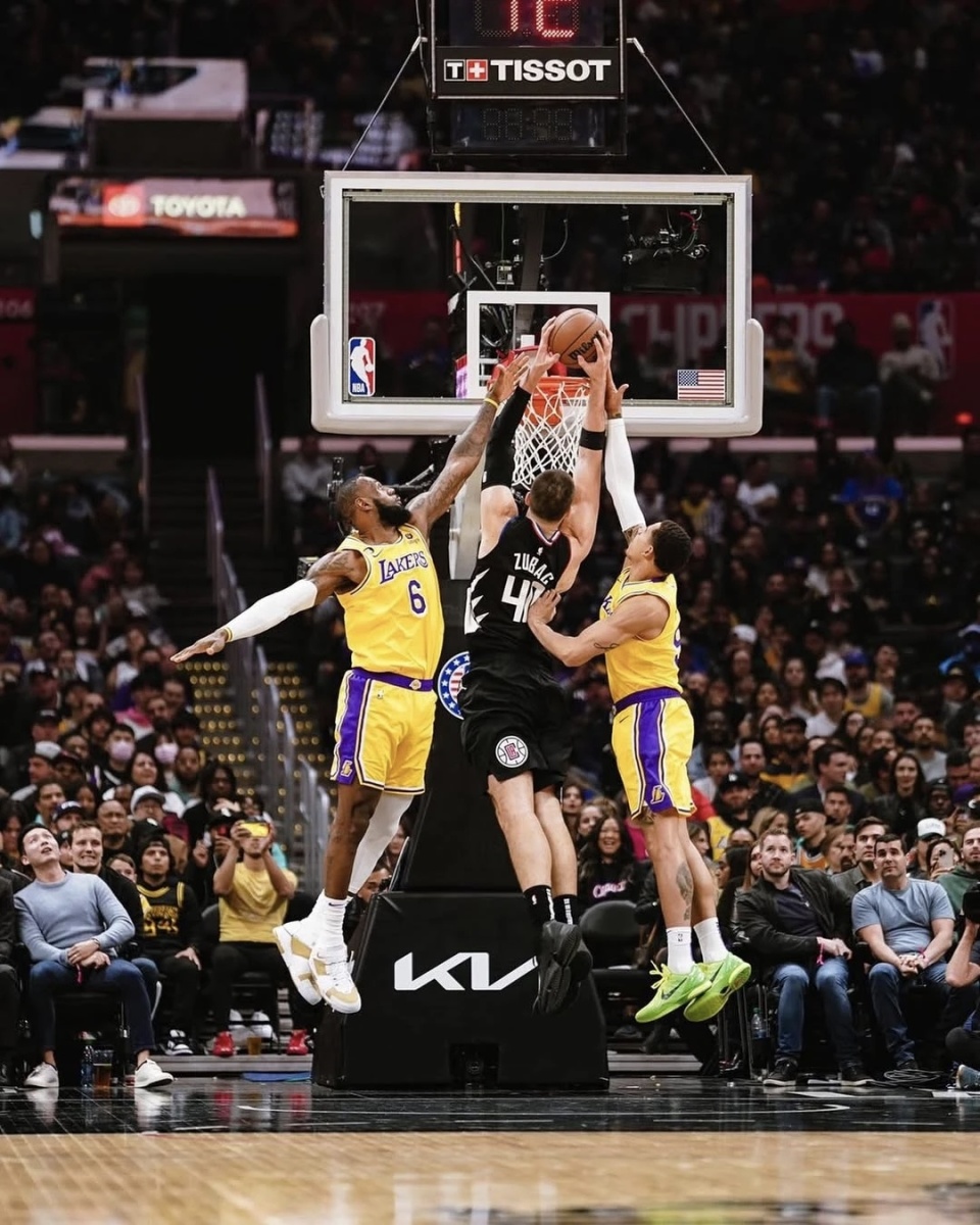 随着快船阵, 他进一步透, 实现新的突